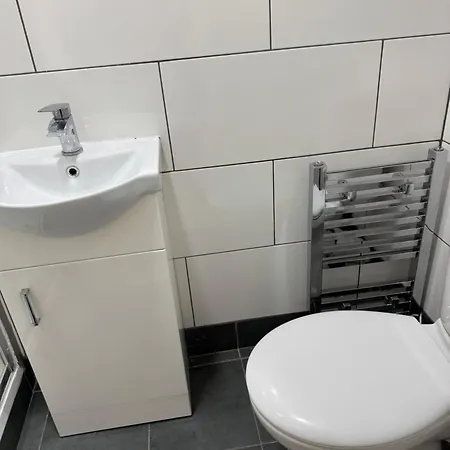 Station Lodge Лондон Экстерьер фото